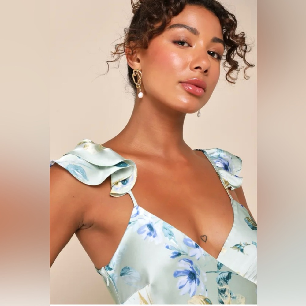 Floral Satin V-Neck Maxi Dress in Pale Mint - Picture 4 of 5